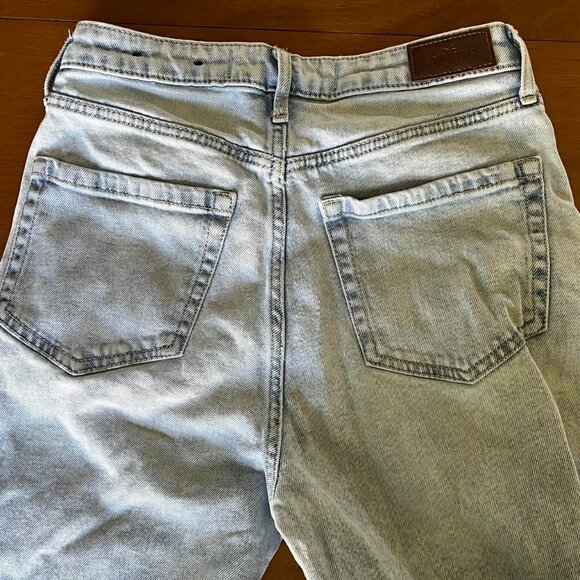 Hollister Light Blue High Waisted Distressed Size 26 Denim Jeans - Picture 5 of 7